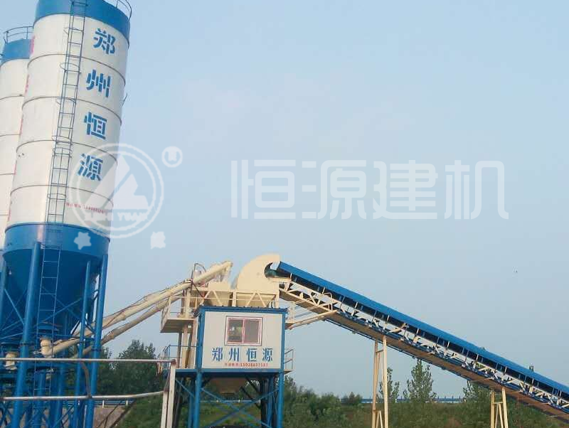 開一個1000的攪拌站需要多少錢？1000型混凝土攪拌機全套多少錢