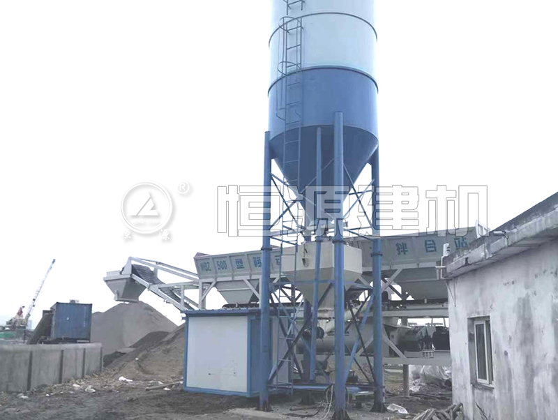 施工現場自建攪拌站用到哪些設備?工程自建攪拌站手續好辦嗎?