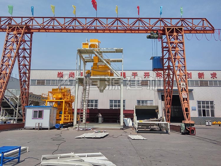3方斗提式攪拌站,恒源建機大提斗攪拌站開始試機